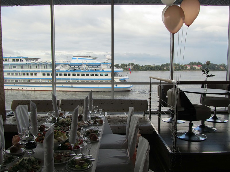 вид зала Рестораны Volga-Волга на 2 мест Краснодара
