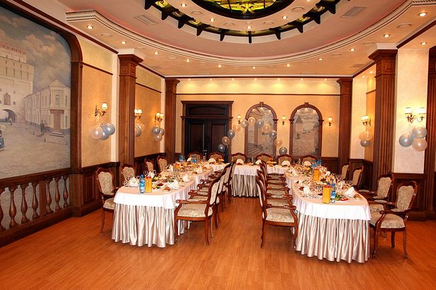 снимок зала для мероприятия Рестораны Юбилейная на 4 мест Краснодара